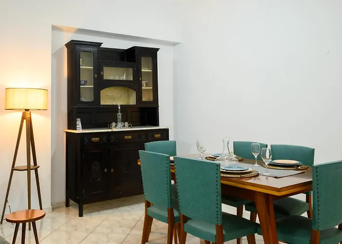 R & G Seaview Apartment